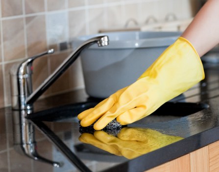 Professional upholstery cleaning in a Shoreditch living room