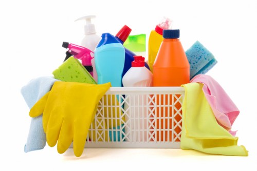 Domestic cleaning service tools and supplies for Shoreditch homes