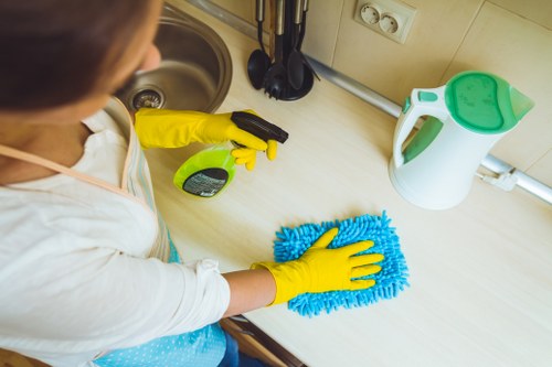Final property cleaning ready for inspection in Shoreditch