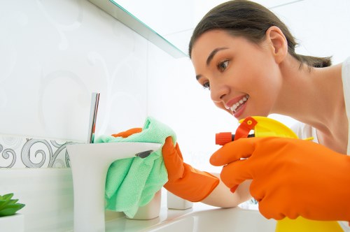 End of tenancy cleaning in a Shoreditch apartment