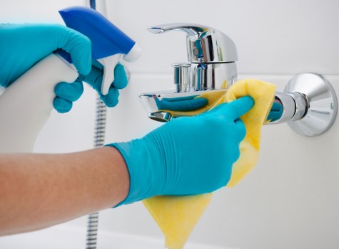 Deep cleaning carpets in a Shoreditch apartment